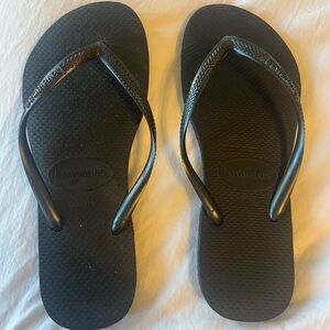 Black Havaiana size 38